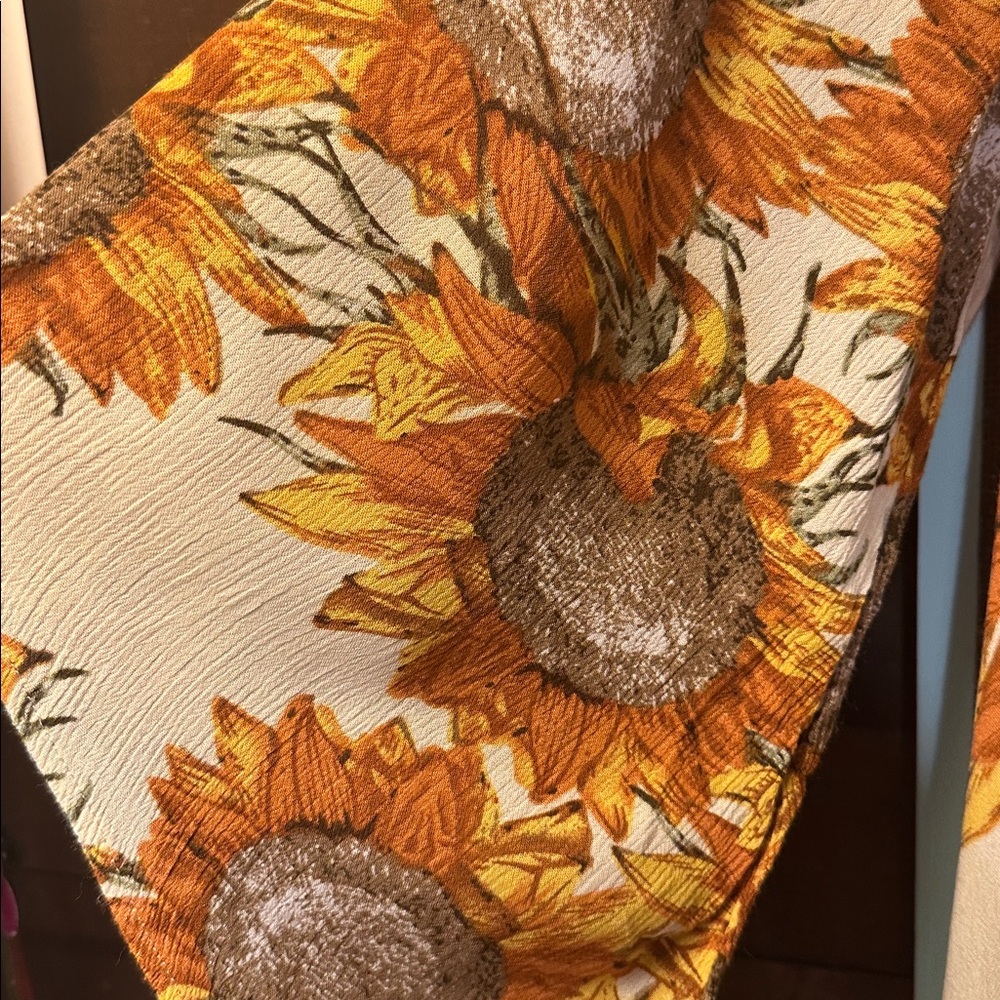 Umgee Sunflower Boho Blouse, size Sm - Picture 2 of 5